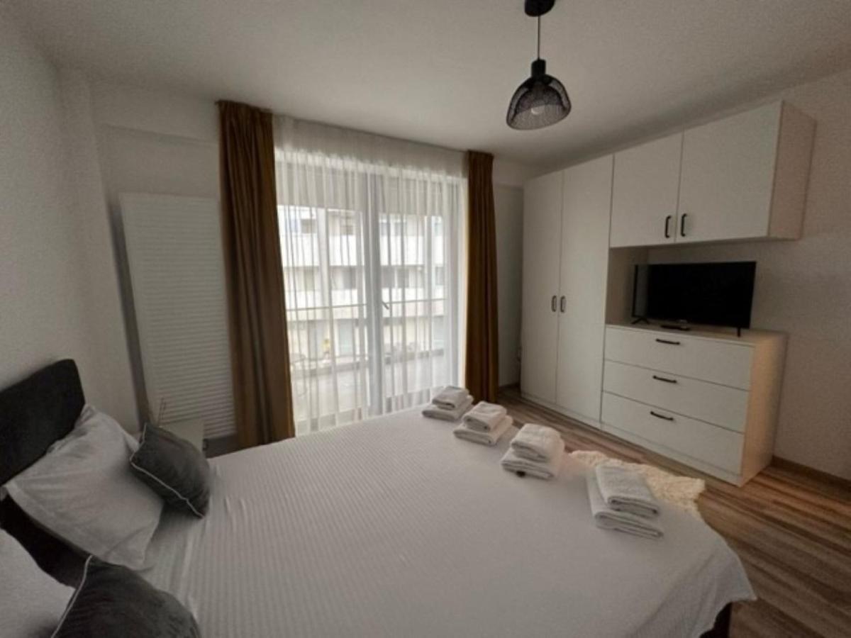 Ferienwohnung Escape Lounge Craiova Exterior foto