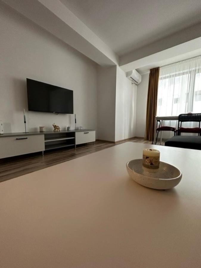 Ferienwohnung Escape Lounge Craiova Exterior foto