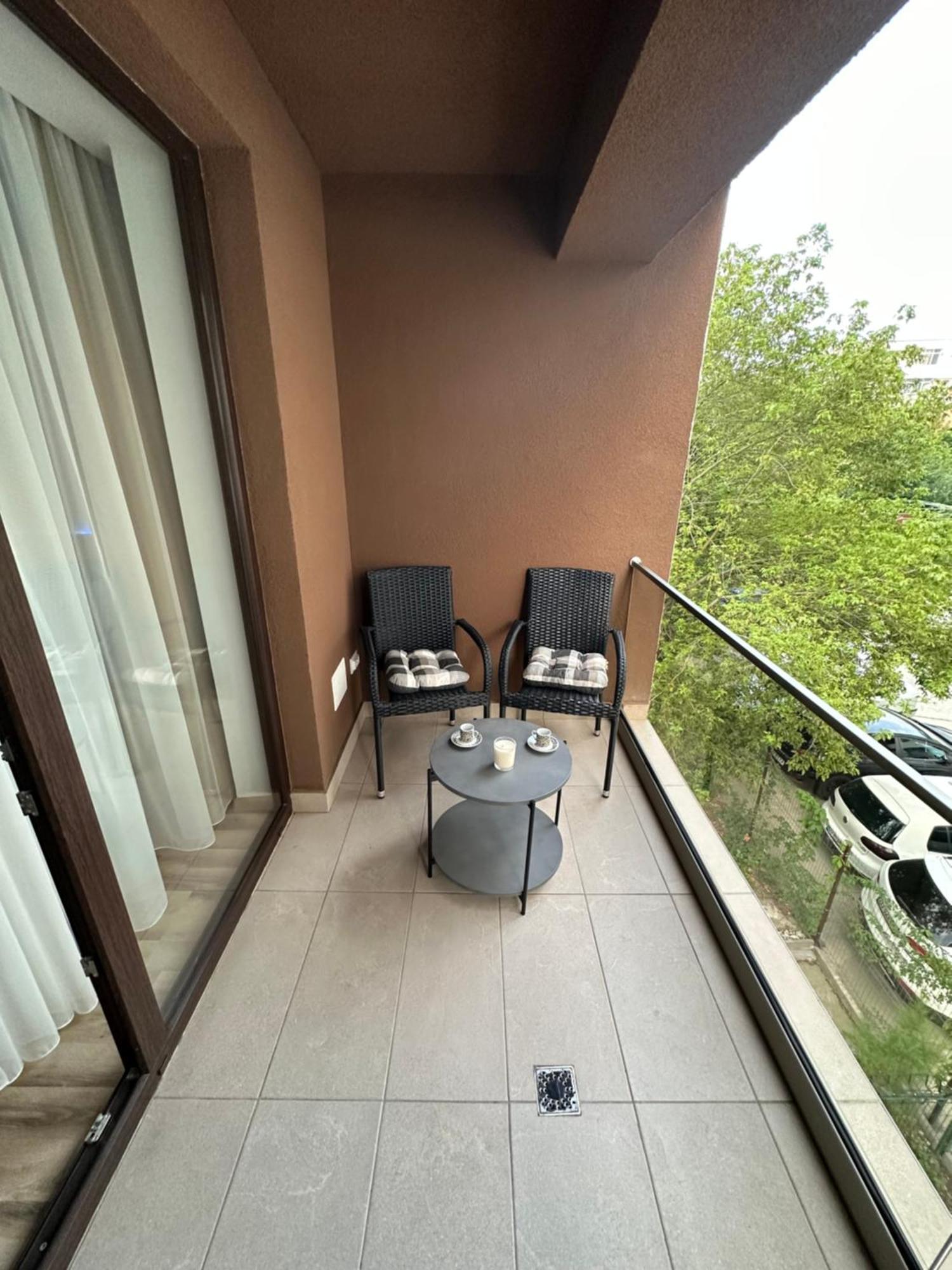 Ferienwohnung Escape Lounge Craiova Exterior foto